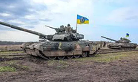 Những "nắm đấm thép" Ukraine đã xung trận phản công lớn, Nga nghênh chiến